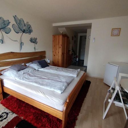 Liliána Vendégház Balatonfůzfő Habitación foto