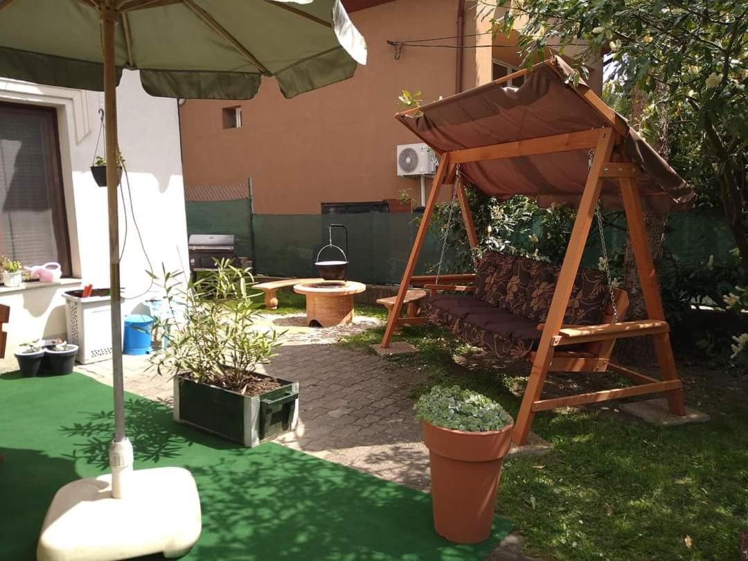 Liliána Vendégház Balatonfůzfő Habitación foto