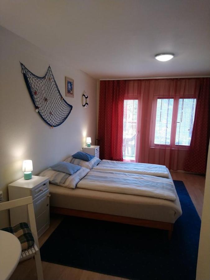 Liliána Vendégház Balatonfůzfő Exterior foto